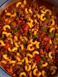 American Goulash (Easy One Pot Recipe)