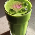Green Smoothie with Pink Salt, Spinach, and Ginger