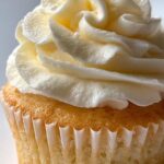 Fluffy vanilla cupcakes