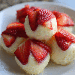 Keto Strawberry Cheesecake Bites