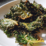 keto crispy garlic kale bites