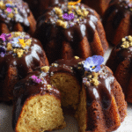 mini bundt cakes dessert