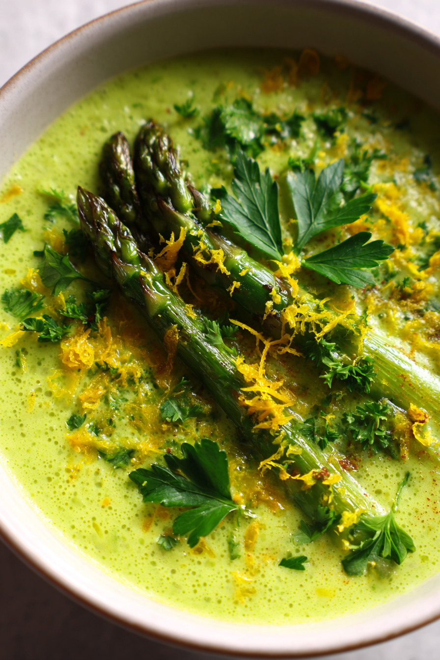 Spring Detox Asparagus and Lemon Soup